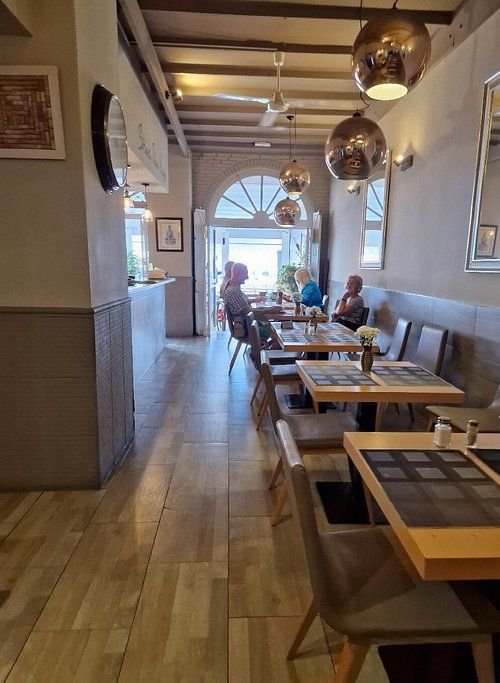 Inside The Sandpiper restaurant